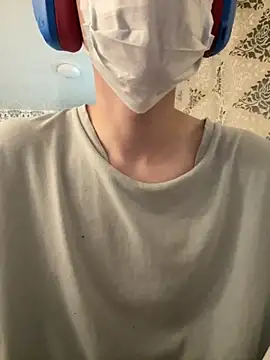 AyatoriKamado online show from October 4, 2025, 8:12 am