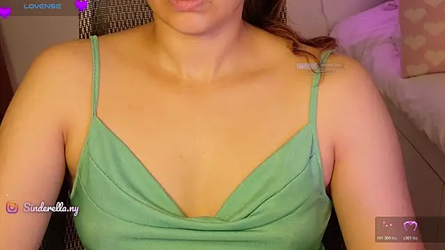 Snapshot of i-scream chatting on June 25, 2026, 1:49 am i-scream online show from June 25, 2026, 1:49 am