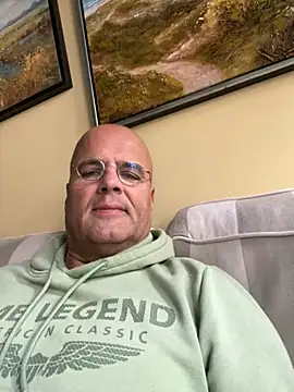 Renebisex online show from October 25, 2025, 10:23 am