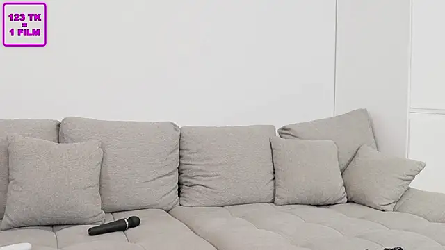 Eveline Beauty Kitty online show from March 20, 2026, 5:07 pm