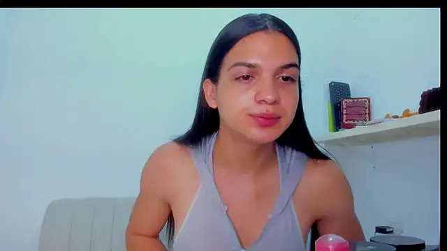 ISA BELLA VZL online show from April 7, 2026, 6:41 pm