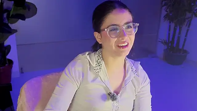 LiLLiAnderson online show from February 10, 2026, 11:58 am