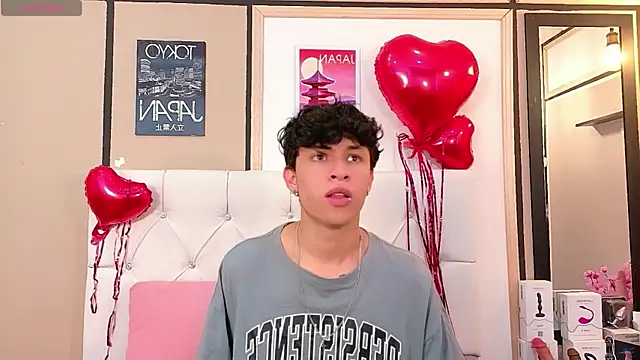 Axel  Evans online show from February 13, 2026, 1:07 pm