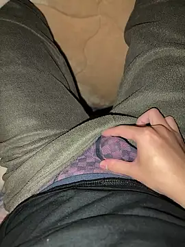 Snapshot of rrrrrriyyffhyeeee chatting on March 20, 2026, 4:45 pm rrrrrriyyffhyeeee online show from March 20, 2026, 4:45 pm