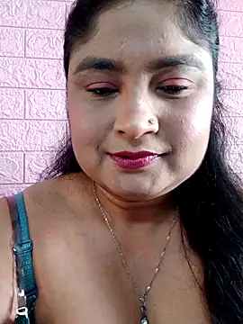 hornyriyanka online show from April 11, 2026, 2:49 am