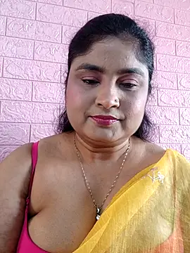 hornyriyanka online show from April 12, 2026, 2:49 am