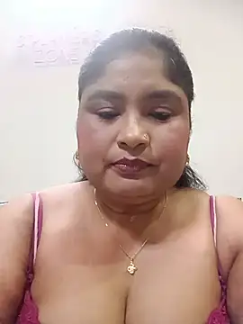 Snapshot of hornyriyanka chatting on July 14, 2026, 2:27 am hornyriyanka online show from July 14, 2026, 2:27 am