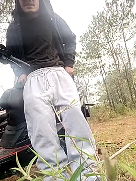 zebba12 online show from March 29, 2026, 10:59 am