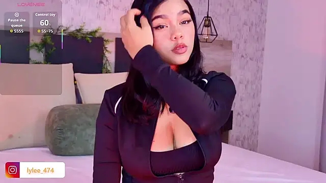 Celine Lee online show from February 24, 2026, 7:34 pm