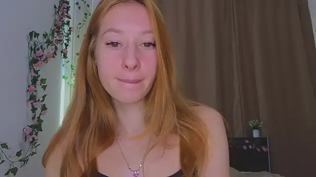 Candy Flosse online show from October 8, 2025, 8:12 am