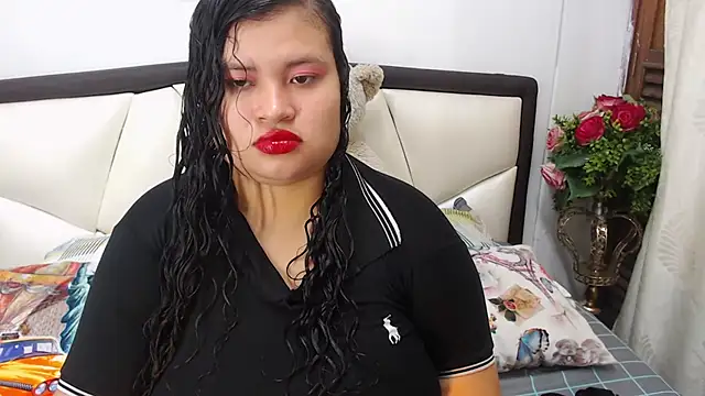 Madison Copers online show from November 28, 2025, 12:46 am