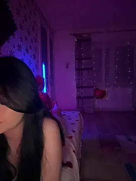 Mihadttraf online show from February 13, 2026, 9:55 pm