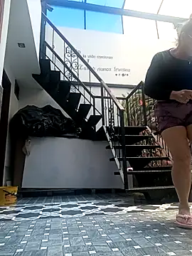 Asuna yuuky online show from April 18, 2026, 4:22 pm