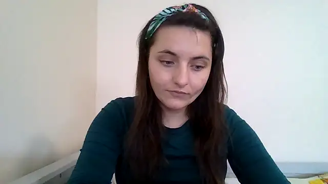 Snapshot of DInaraXRose chatting on November 6, 2025, 11:11 am DInaraXRose online show from November 6, 2025, 11:11 am