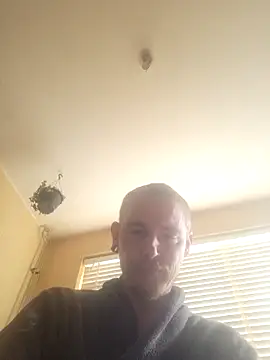 piercingpik online show from February 2, 2026, 10:58 am