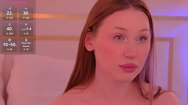 Snapshot of NancySmitts chatting on December 15, 2025, 4:00 pm NancySmitts online show from December 15, 2025, 4:00 pm