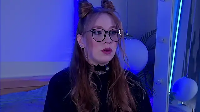 MiaEuphoria  online show from February 3, 2026, 3:59 am