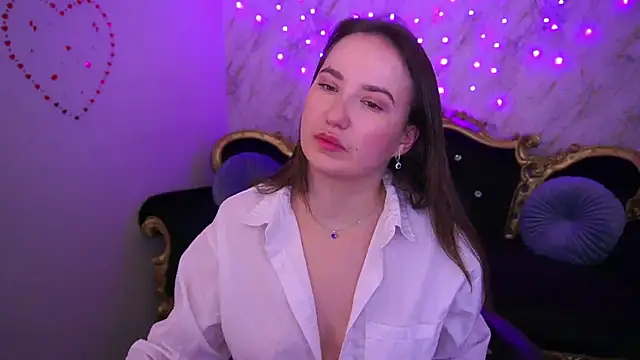 SofieBloom online show from February 28, 2026, 11:17 pm