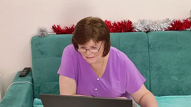 Sandra Sunrise online show from December 21, 2025, 12:01 pm