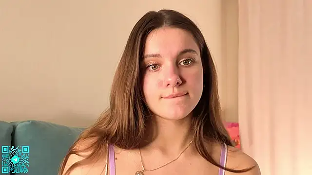 chloemilka online show from November 22, 2025, 5:23 pm