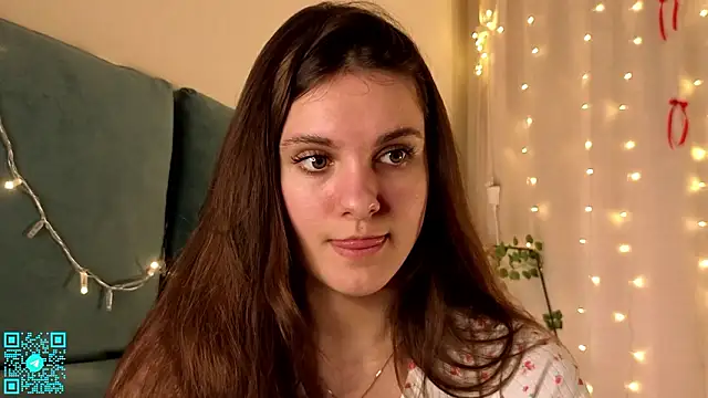 chloemilka online show from February 21, 2026, 5:25 pm