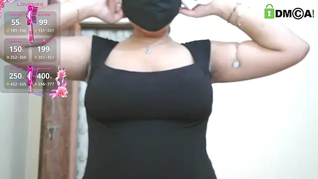 SassyWildCouple online show from June 14, 2026, 11:12 am