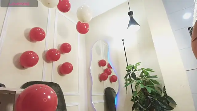 biancaa 18 online show from November 20, 2025, 12:05 pm