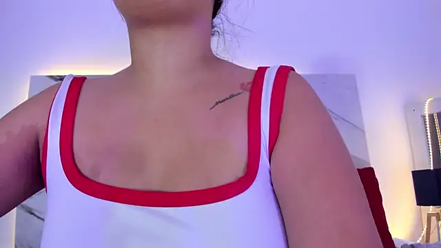 thamiina  online show from January 8, 2026, 10:12 pm