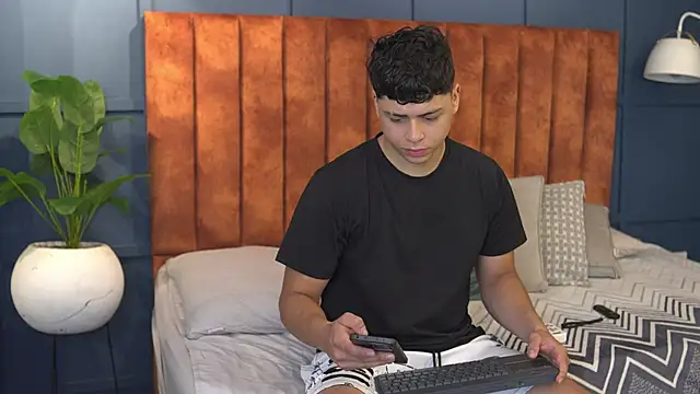 Ethan occonor online show from March 28, 2026, 1:49 am