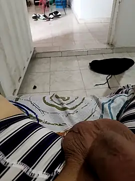 Exoticovergon online show from April 12, 2026, 12:21 pm