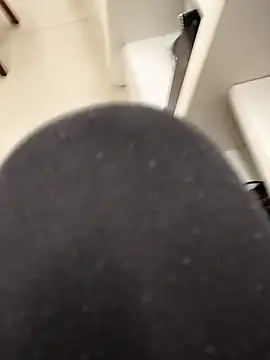 Snapshot of guridosul051 chatting on September 15, 2025, 1:33 pm guridosul051 online show from September 15, 2025, 1:33 pm