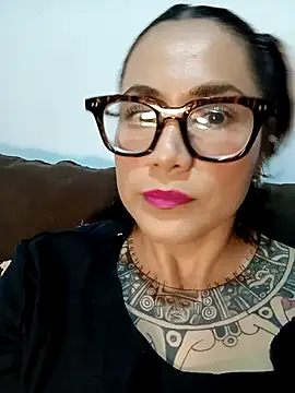 Snapshot of Omexochitl chatting on October 2, 2025, 4:52 am Omexochitl online show from October 2, 2025, 4:52 am