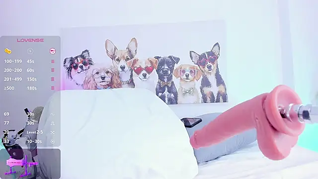 Snapshot of melly_col chatting on September 23, 2025, 8:23 pm melly col online show from September 23, 2025, 8:23 pm