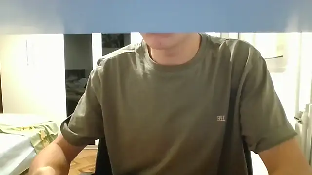 Snapshot of Alexpereezzz chatting on November 2, 2025, 5:04 pm Alexpereezzz online show from November 2, 2025, 5:04 pm