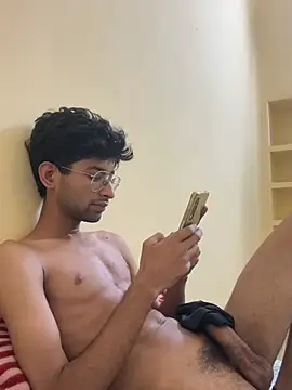 smokieeetwink online show from June 20, 2026, 7:16 pm