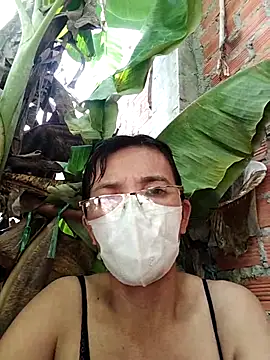 Snapshot of Tina_2pp chatting on October 6, 2025, 6:44 am Tina 2pp online show from October 6, 2025, 6:44 am