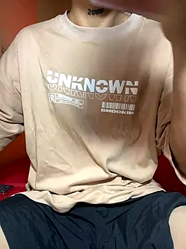 Snapshot of Archie-Davis chatting on October 10, 2025, 1:54 pm Archie-Davis online show from October 10, 2025, 1:54 pm