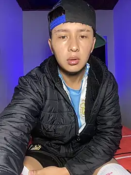 Snapshot of Archie-Davis chatting on October 16, 2025, 11:44 am Archie-Davis online show from October 16, 2025, 11:44 am