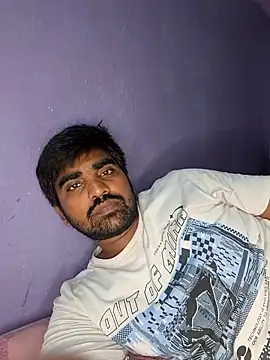 Snapshot of Harsha_Happy chatting on October 4, 2025, 2:26 pm Harsha Happy online show from October 4, 2025, 2:26 pm