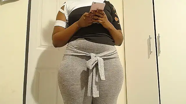 Goddessberry online show from October 12, 2025, 6:18 pm