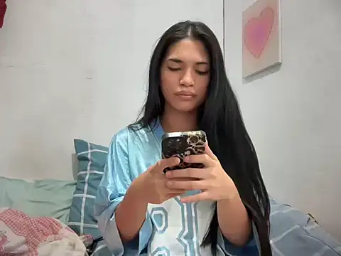 Snapshot of Jessyfoxxx_888 chatting on October 15, 2025, 4:34 am Jessyfoxxx 888 online show from October 15, 2025, 4:34 am