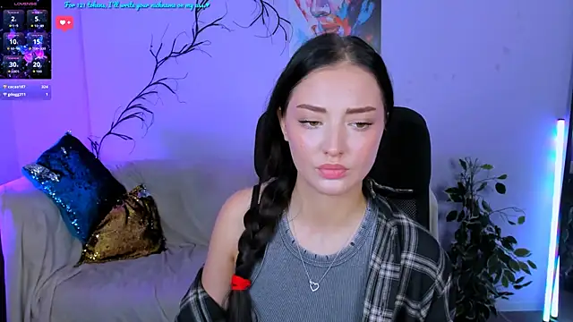 miki-niki online show from October 6, 2025, 12:24 pm