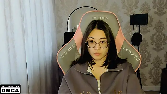 Snapshot of MeilideQian1 chatting on October 7, 2025, 7:27 am MeilideQian1 online show from October 7, 2025, 7:27 am