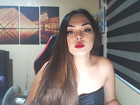 Snapshot of amorPOWERS21X chatting on November 27, 2025, 11:56 am amorPOWERS21X online show from November 27, 2025, 11:56 am