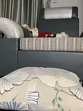 meiiijr55 online show from September 25, 2025, 5:05 pm