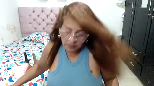 Snapshot of cristydirtyhot chatting on September 24, 2025, 1:20 am cristydirtyhot online show from September 24, 2025, 1:20 am