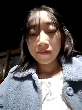 Snapshot of Zhan99999 chatting on November 16, 2025, 2:33 pm Zhan99999 online show from November 16, 2025, 2:33 pm