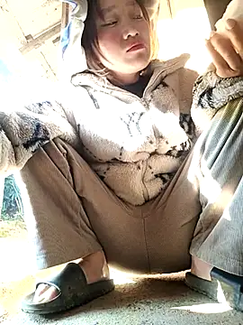 Snapshot of Zhan99999 chatting on January 12, 2026, 2:17 am Zhan99999 online show from January 12, 2026, 2:17 am