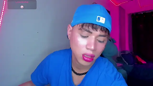 Jostin18 online show from November 11, 2025, 2:06 pm