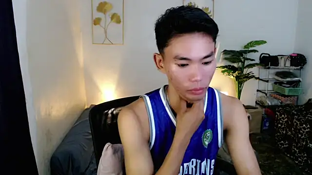 naughty rence online show from December 2, 2025, 8:37 pm